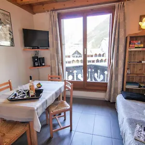 Le Triolet-8 Chamonix